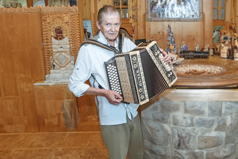 Slovenski glasbeni svet žaluje za izjemno legendo, ki je pustila neizbrisen pečat